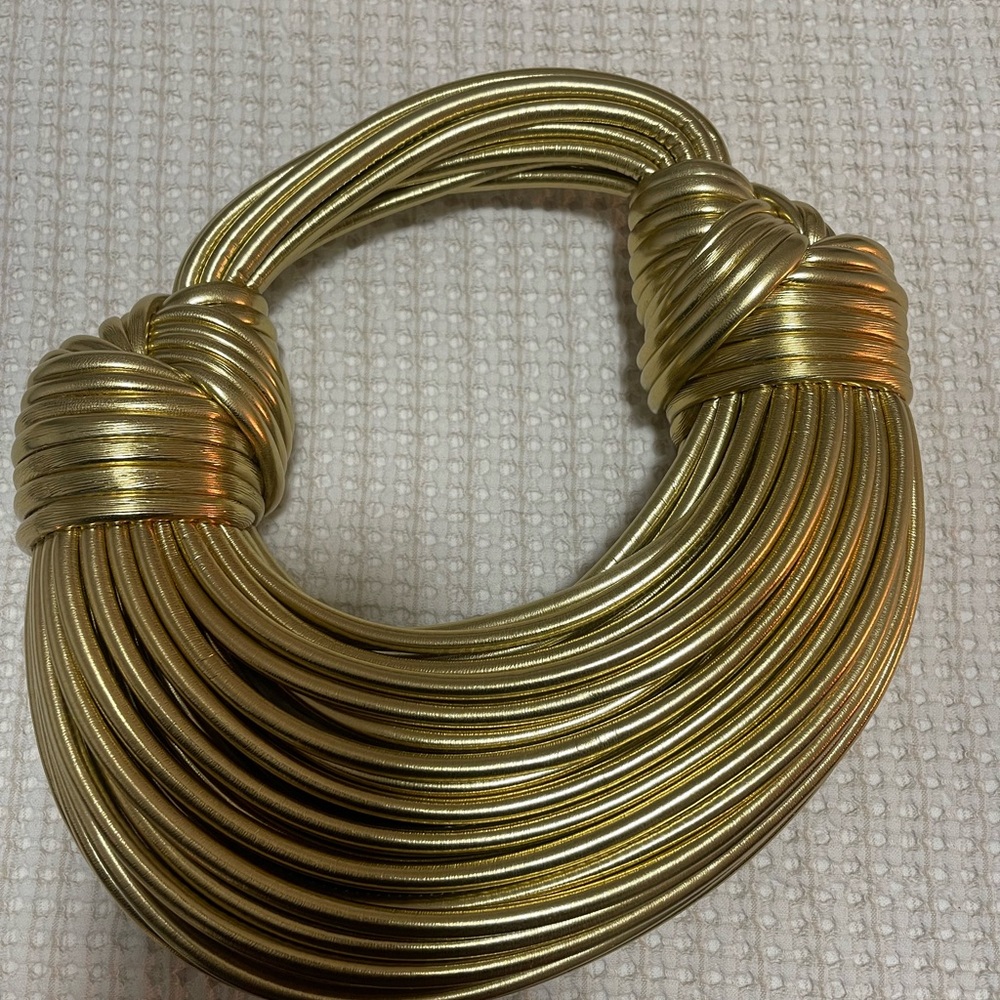 Verano Hill Elegant Gold Statement Necklace